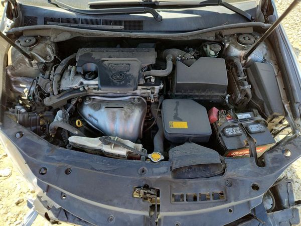 2015 TOYOTA CAMRY