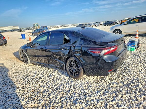 2022 TOYOTA CAMRY