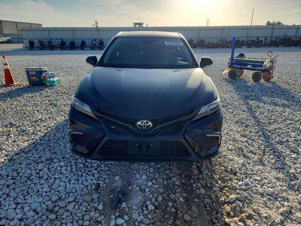 2022 TOYOTA CAMRY