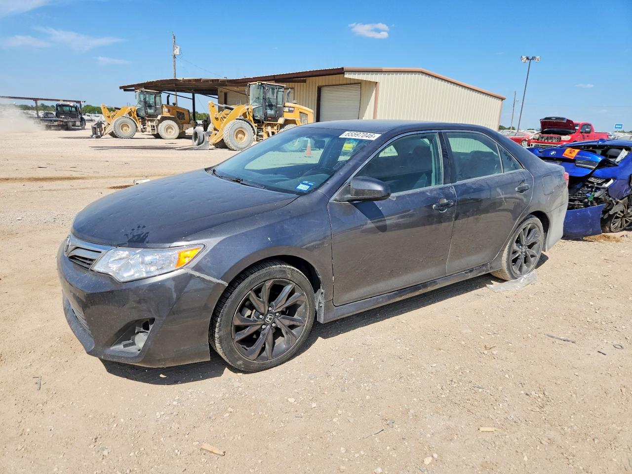 2014 TOYOTA CAMRY