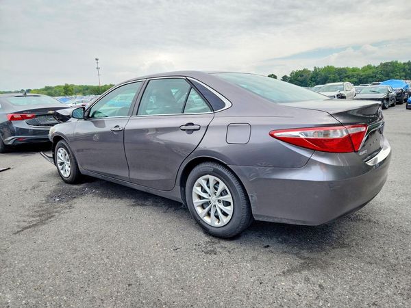 2015 TOYOTA CAMRY