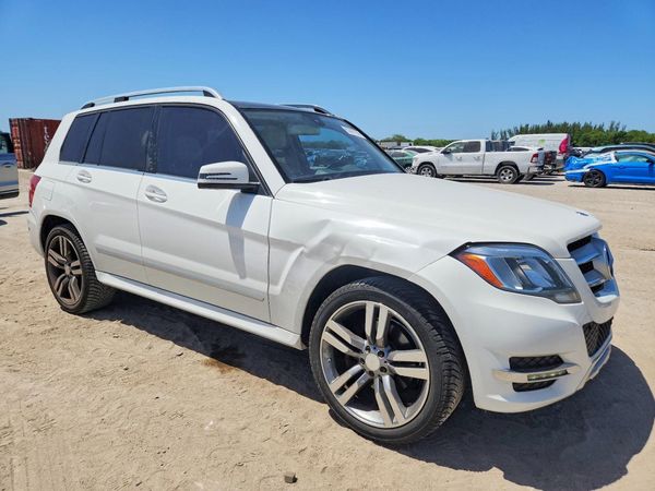 2014 MERCEDES-BENZ GLK GLK350 — Passenger 3/4