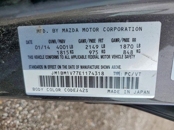 2014 MAZDA 3