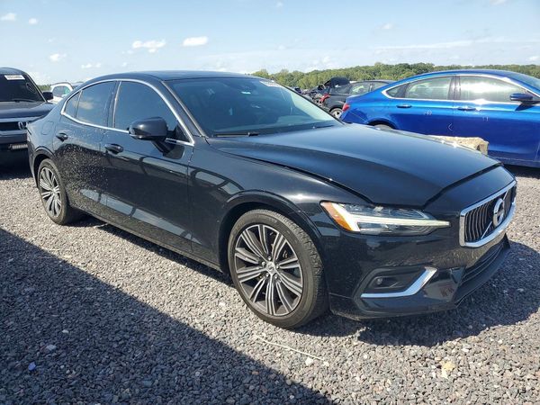 2019 VOLVO S60 Inscription