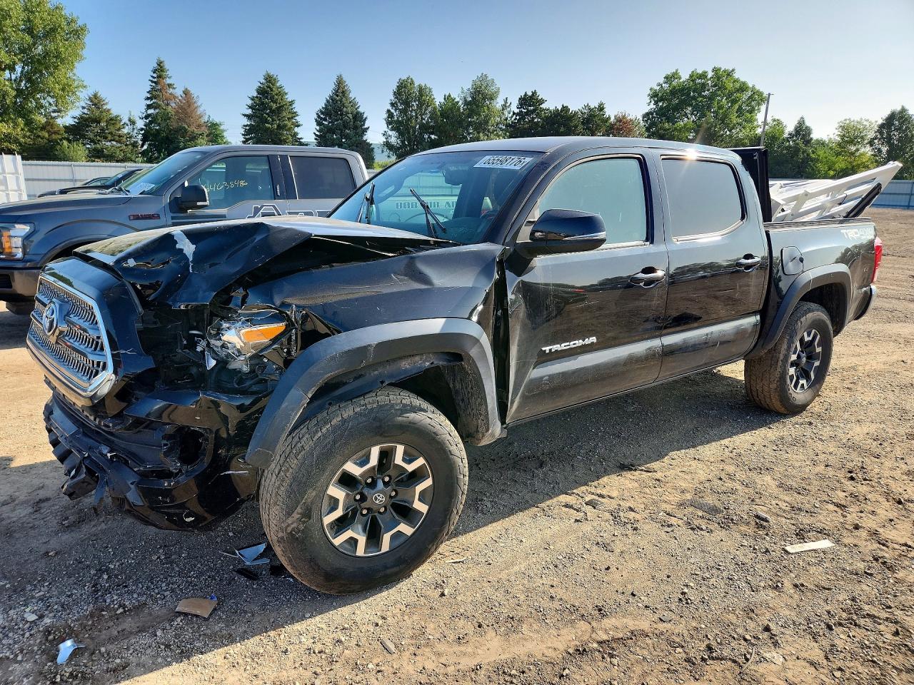 2017 TOYOTA TACOMA