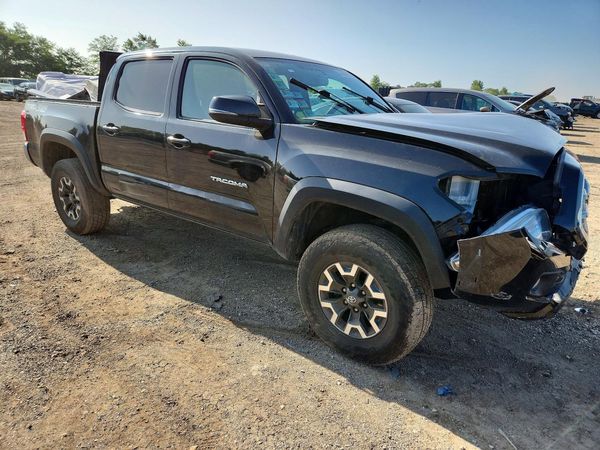 2017 TOYOTA TACOMA