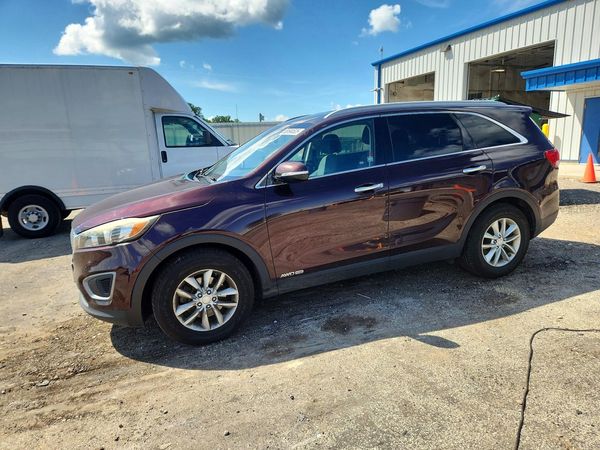2016 KIA SORENTO L / LX