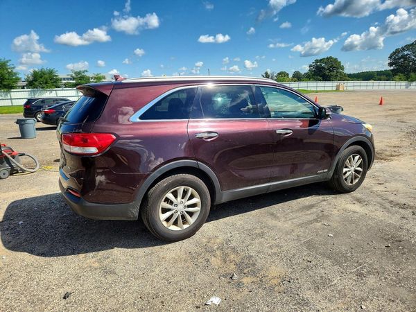 2016 KIA SORENTO L / LX
