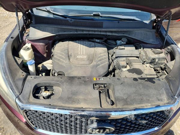 2016 KIA SORENTO L / LX