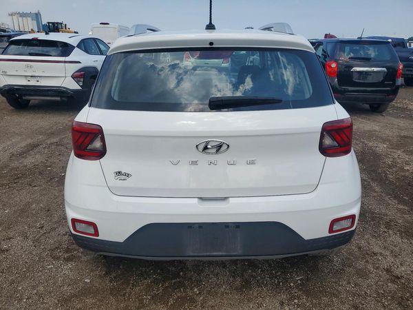 2025 HYUNDAI VENUE