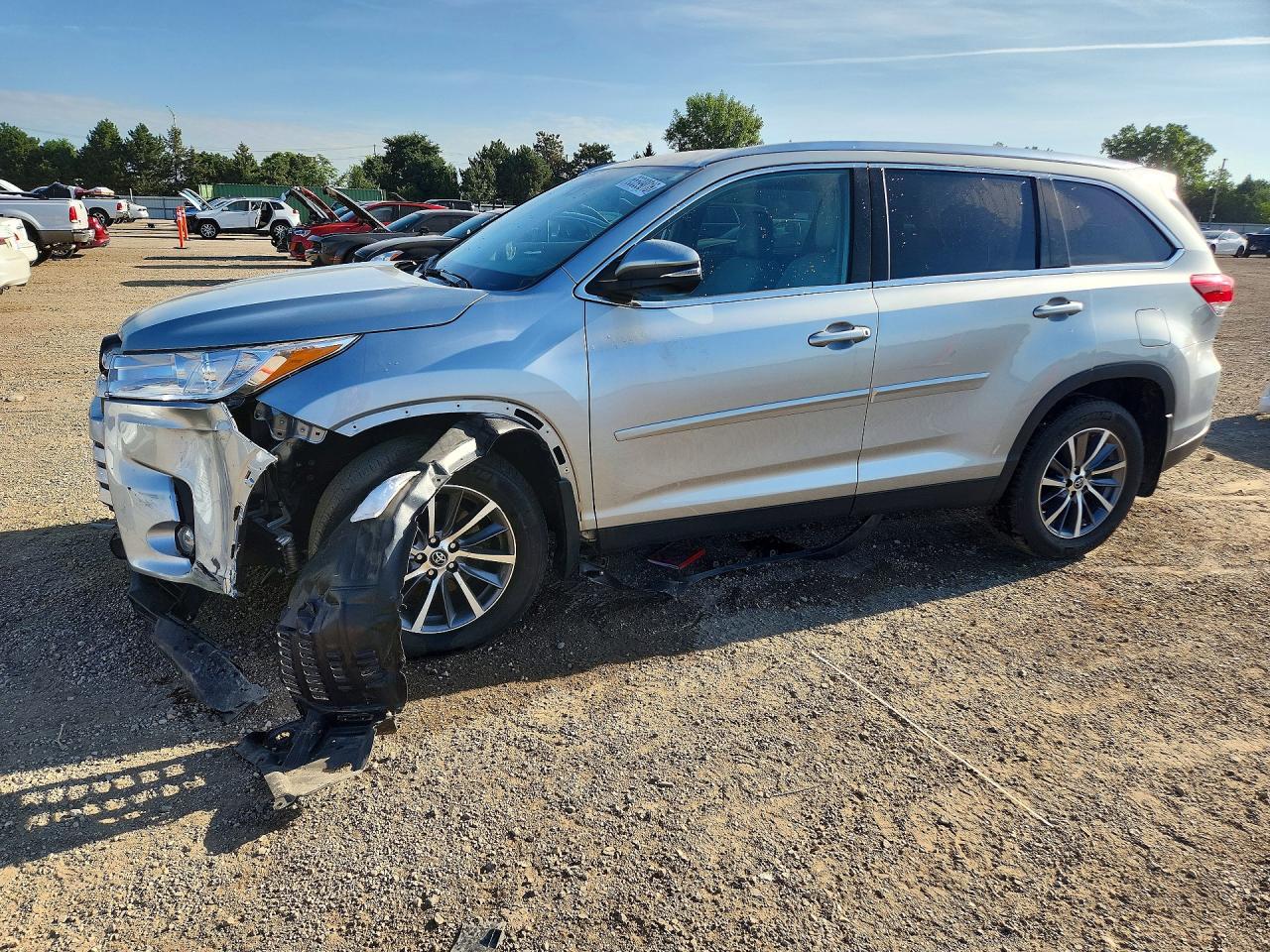 2019 TOYOTA HIGHLANDER