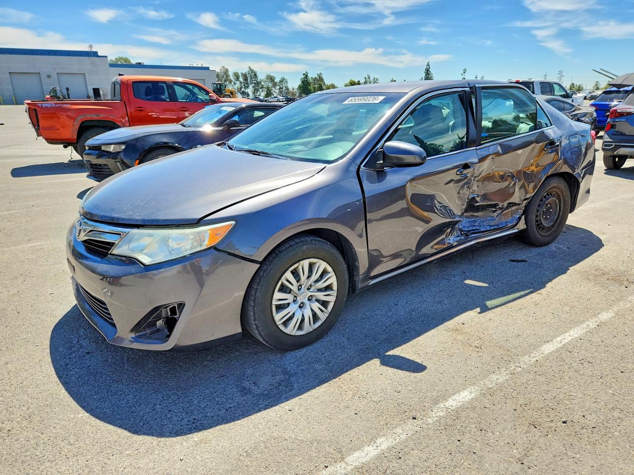 2014 TOYOTA CAMRY