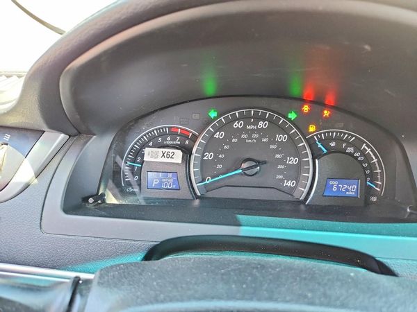 2014 TOYOTA CAMRY