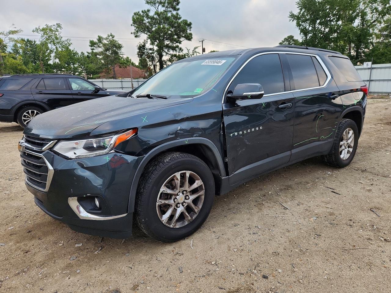 2020 CHEVROLET TRAVERSE LT