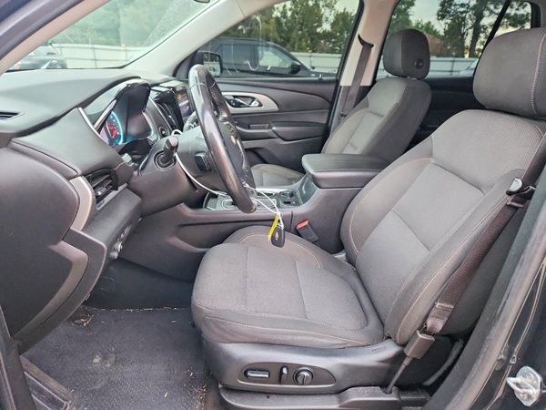 2020 CHEVROLET TRAVERSE LT