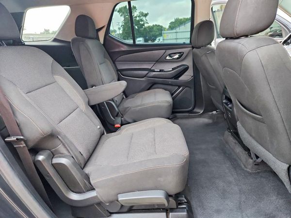 2020 CHEVROLET TRAVERSE LT