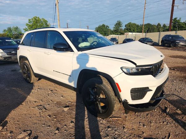 2023 JEEP GRAND CHEROKEE