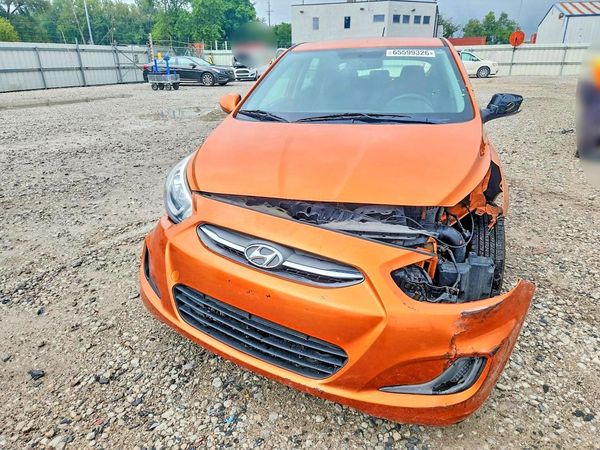 2017 HYUNDAI ACCENT SE Base
