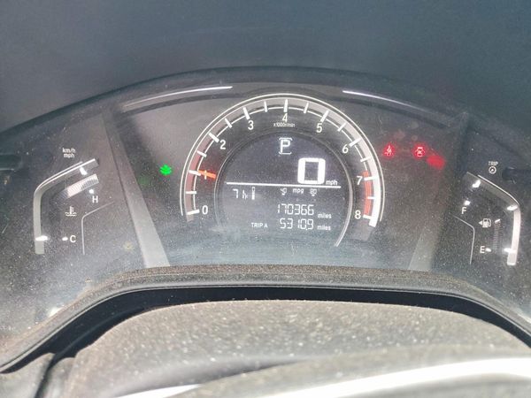 2017 HONDA CRV LX