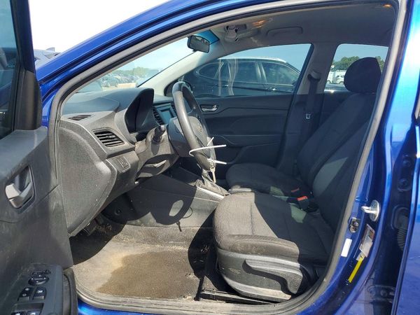 2019 HYUNDAI ACCENT SE and SEL