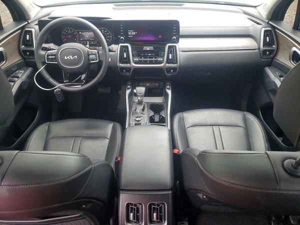 2023 KIA SORENTO
