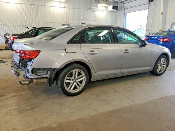 2017 AUDI A4 quattro Premium