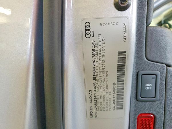 2017 AUDI A4 quattro Premium