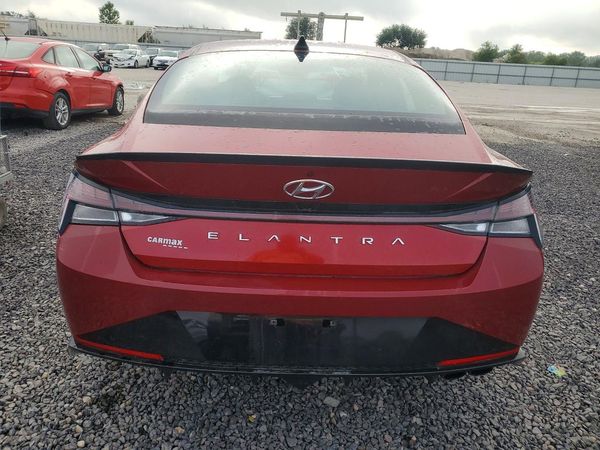 2022 HYUNDAI ELANTRA