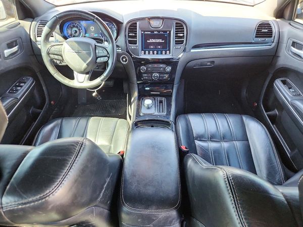 2017 CHRYSLER 300