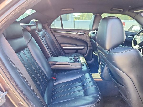 2017 CHRYSLER 300
