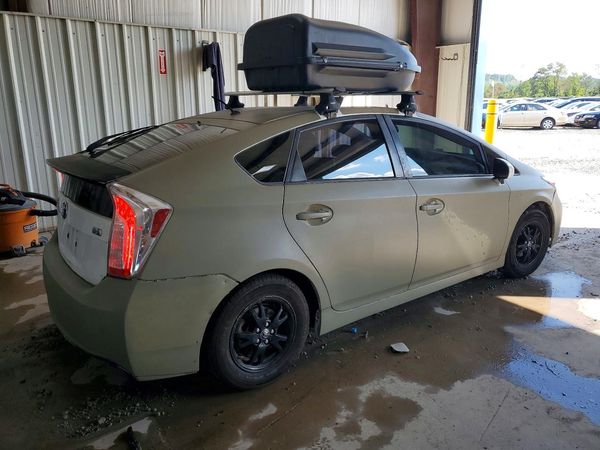 2015 TOYOTA PRIUS