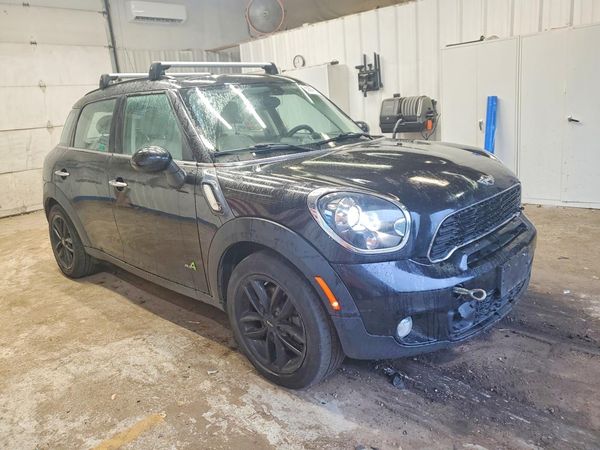 2014 MINI COOPER