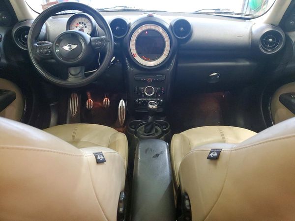 2014 MINI COOPER