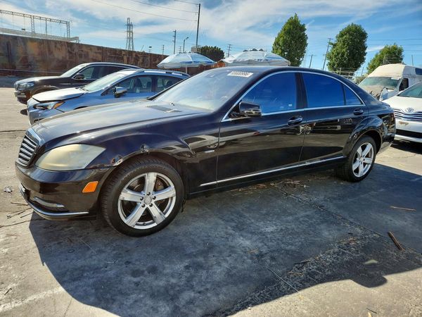 2012 MERCEDES-BENZ S S550