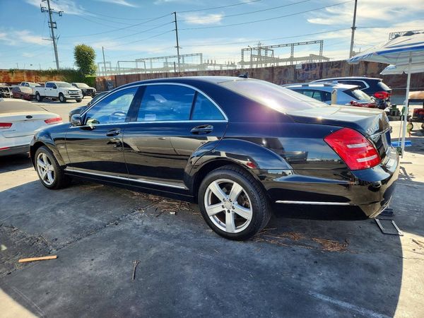 2012 MERCEDES-BENZ S S550