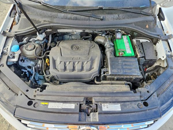 2018 VOLKSWAGEN TIGUAN SE, 4Motion SEL