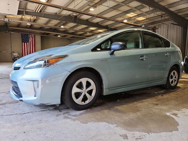 2013 TOYOTA PRIUS