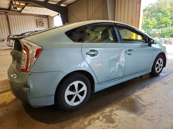 2013 TOYOTA PRIUS
