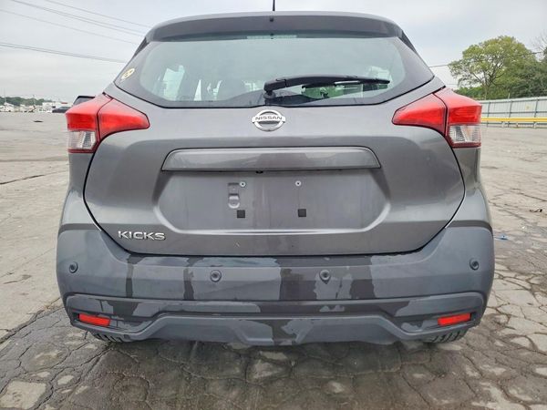 2020 NISSAN KICKS