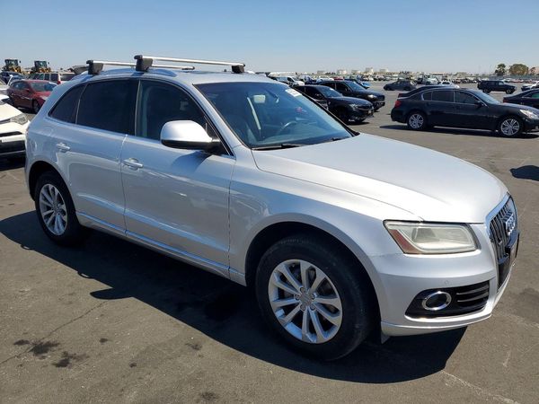 2013 AUDI Q5 Premium Plus