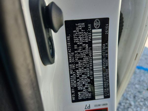 2016 TOYOTA CAMRY
