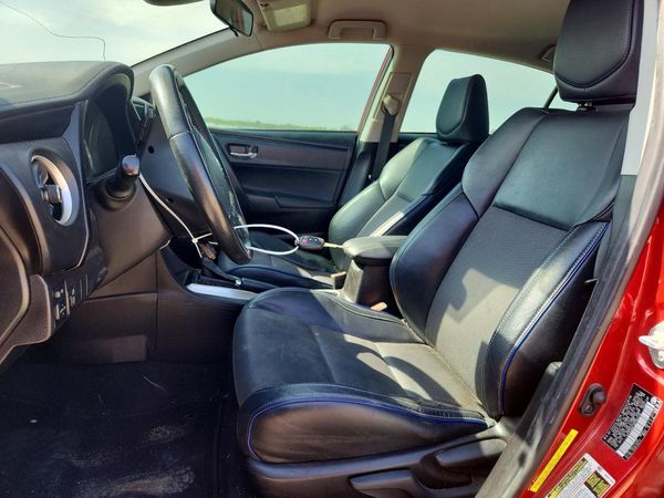2019 TOYOTA COROLLA
