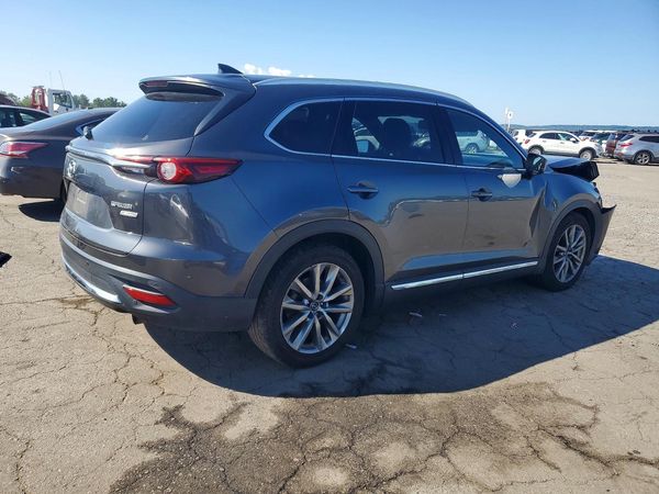 2017 MAZDA CX-9 Signature