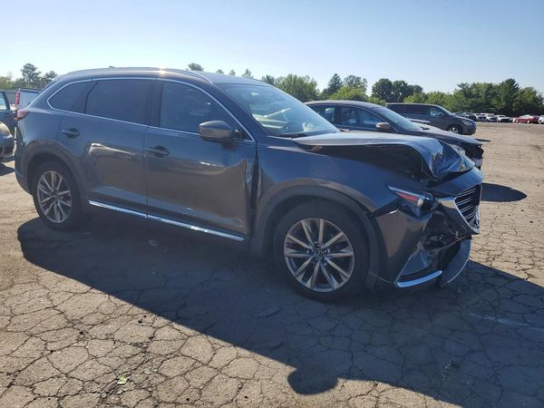 2017 MAZDA CX-9 Signature