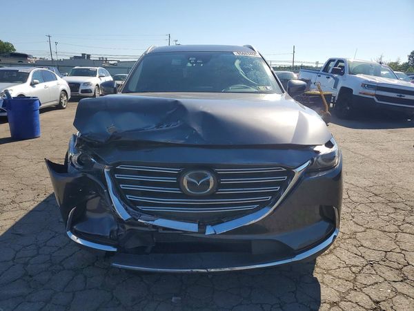 2017 MAZDA CX-9 Signature