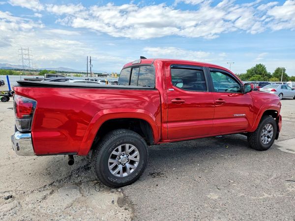 2017 TOYOTA TACOMA