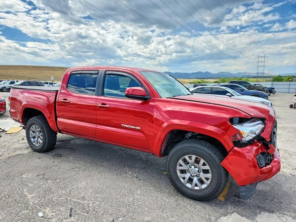2017 TOYOTA TACOMA