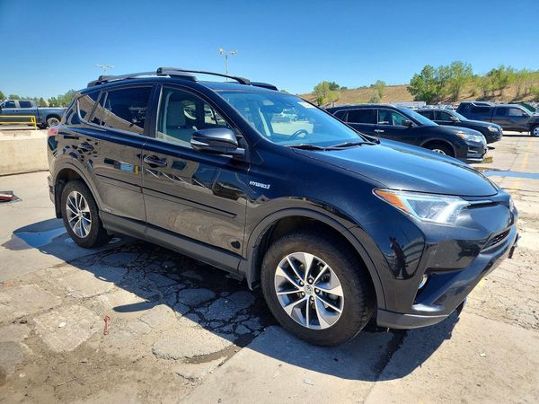 2017 TOYOTA RAV4 LE/XLE Hybrid