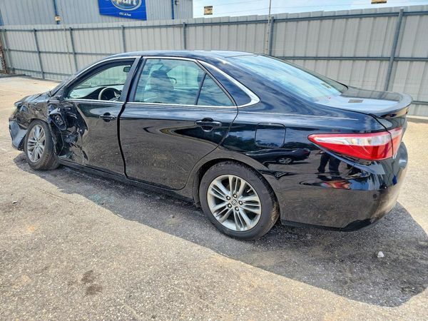 2015 TOYOTA CAMRY