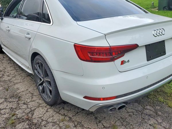 2018 AUDI S4